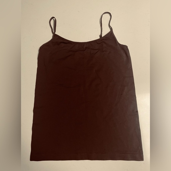 Bundle of 5 Tank  Tops 🌷SO SEAMLESS - Picture 13 of 14